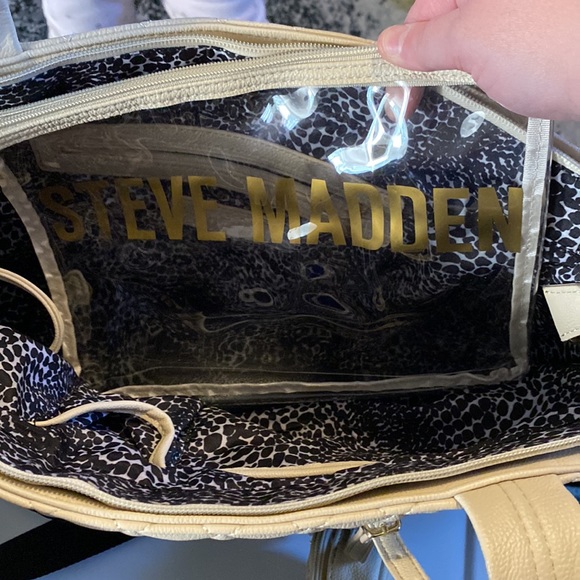 STEVE MADDEN DIAPER BAG - Picture 2 of 6